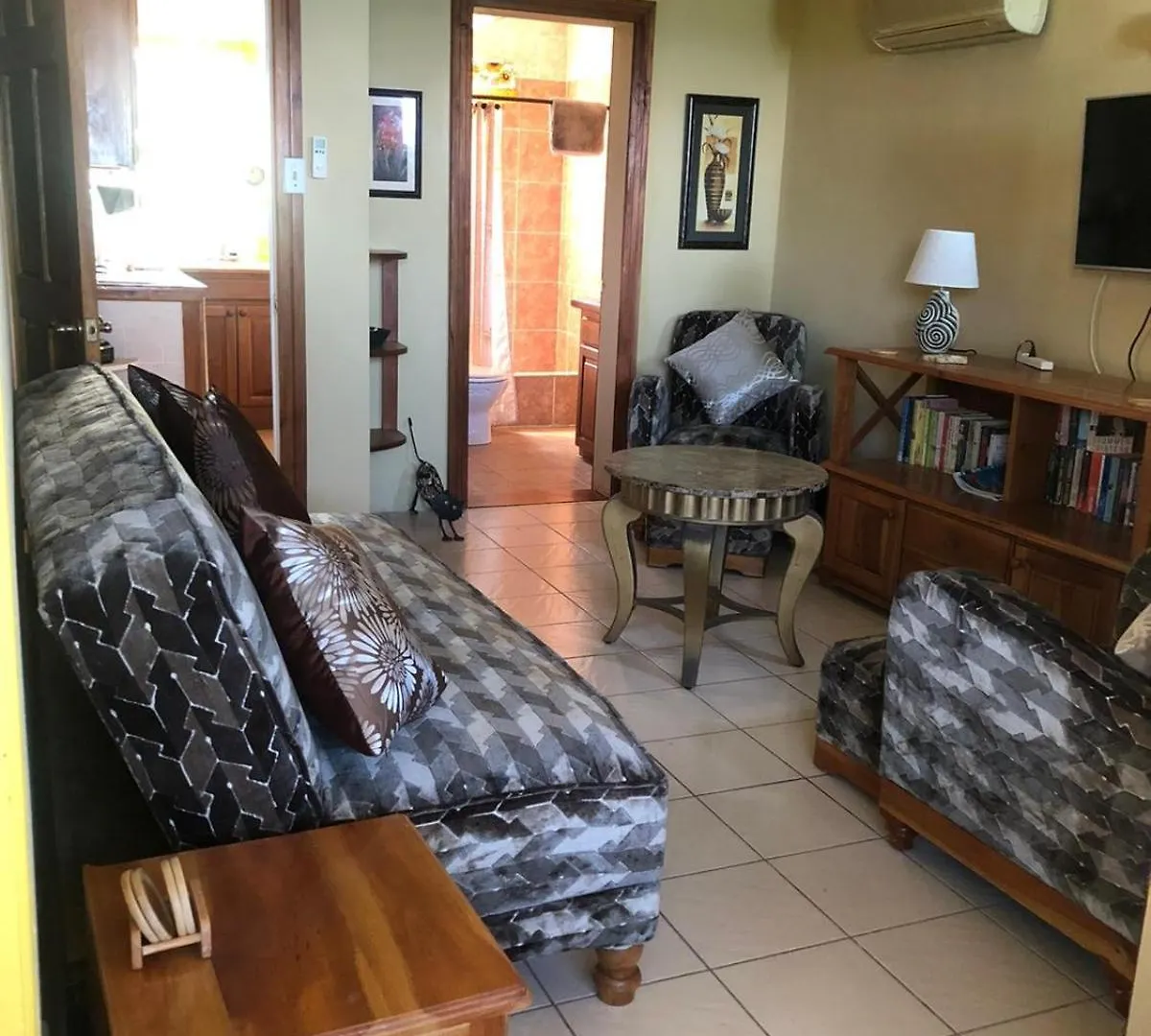 נגריל 1 Bed Condo Ocean View דירה